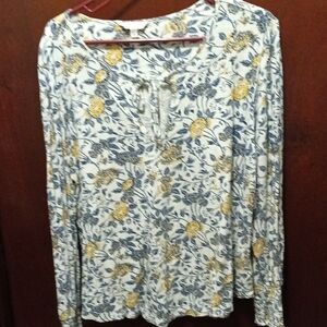Woman's Lucky Brand Top
